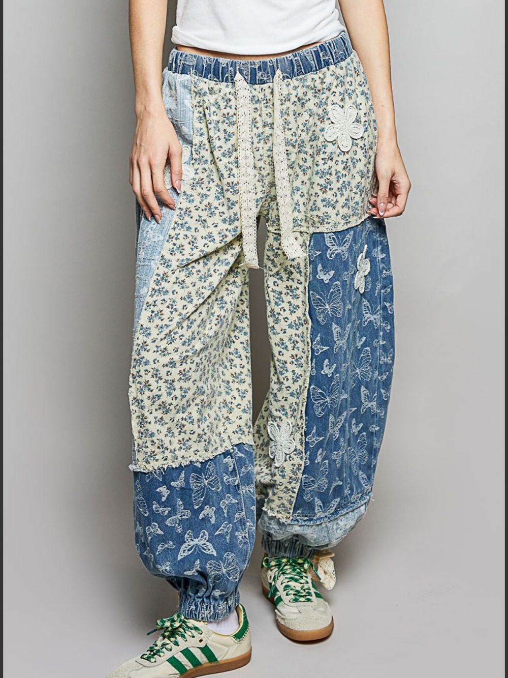 W17-🦋💙 (ETA 10/5) Bohemian Patchwork Floral & Denim Wide-Leg Pants - Cream/Blue